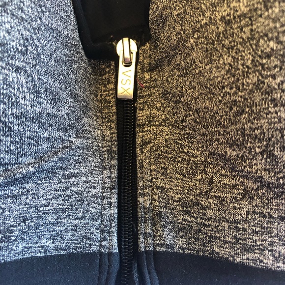 Victoria Secret VSX Sports Bra - Picture 3 of 10